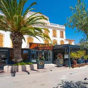 Отель Restaurant La Arena Карри-ле-Руэ