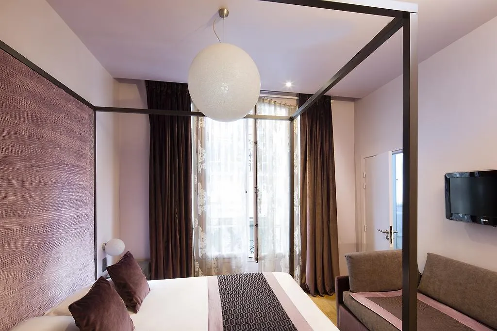 Hotel Louvre Bons Enfants Paris 3*,